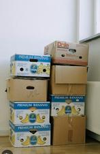 Lot 10 bananendozen met spullen voor de rommemarkt, Ophalen, Gebruikt