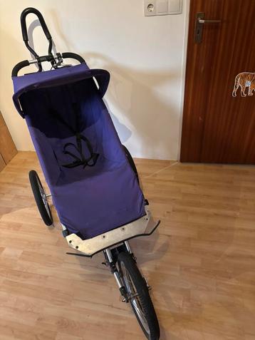 Special needs wandelwagen / fietsaanhanger beschikbaar voor biedingen