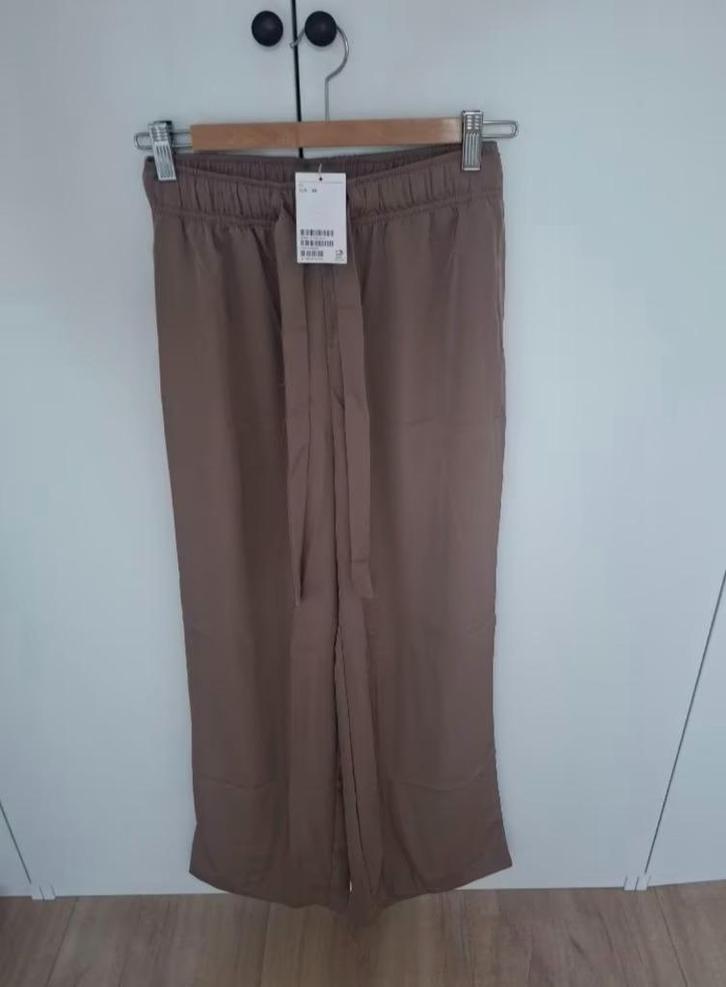 H&M broek taupe drawstring twill maat xs 34 Nieuw, Kleding | Dames, Broeken en Pantalons, Nieuw, Maat 34 (XS) of kleiner, Bruin