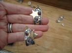 mooie echt zilveren heel aparte oorhangers met edelsteen 925, Sieraden, Tassen en Uiterlijk, Oorbellen, Ophalen of Verzenden, Zo goed als nieuw