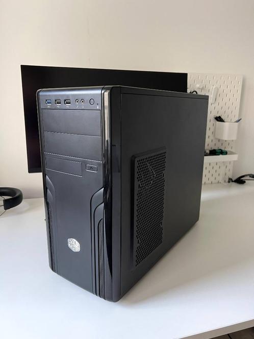 Cooler Master Force 500 | 8  3.5" bays, Computers en Software, Computerbehuizingen, Zo goed als nieuw, Ophalen of Verzenden