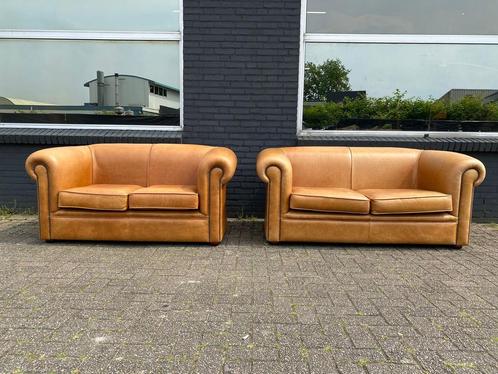 Originele Chesterfield 3+2 zits als Nieuw Cognac Camel leer, Huis en Inrichting, Banken | Bankstellen, Gebruikt, 75 tot 100 cm