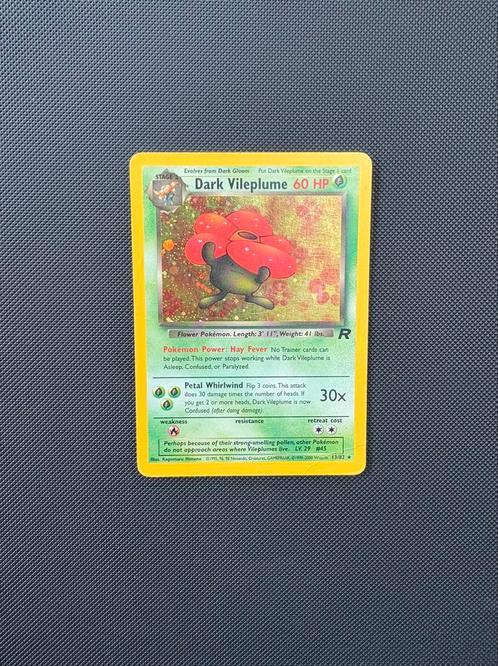 Dark vileplume holo swirl team rocket 13/82, Hobby en Vrije tijd, Verzamelkaartspellen | Pokémon, Zo goed als nieuw, Losse kaart