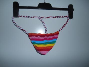 G - string regenboog gay slip. Medium (48) black friday sale beschikbaar voor biedingen