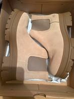 Nieuwe ugg laarzen beige creme suede leer maat 41 ashton che, Kleding | Dames, Schoenen, Ophalen of Verzenden, Nieuw, Beige