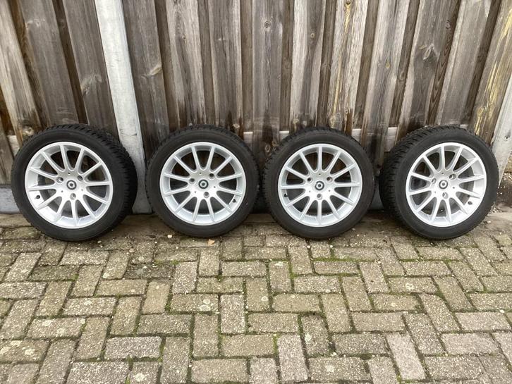 Smart fortwo 451 velgen +winterbanden M+S IZGST !!!!!!, Auto-onderdelen, Banden en Velgen, Banden en Velgen, Winterbanden, 15 inch