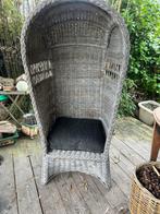 Prachtige rieten strandstoel met kussen, Ophalen, Riet of Rotan, Zo goed als nieuw, Eén