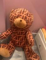 Grote fendi beer, Kinderen en Baby's, Speelgoed | Knuffels en Pluche, Ophalen of Verzenden, Zo goed als nieuw, Beer