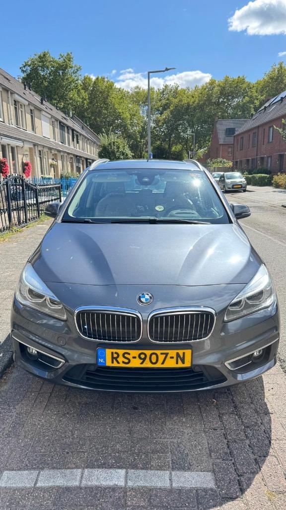BMW 2-Serie Gran Tourer 218i 136pk Aut 7p. 2018 Grijs, Auto's, BMW, Particulier, 2-Serie Gran Tourer, ABS, Achteruitrijcamera