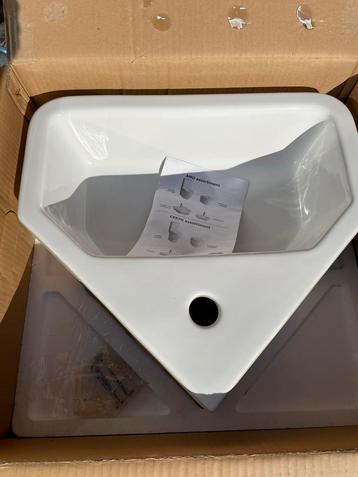 Hoekfontein 47cm beschikbaar voor biedingen