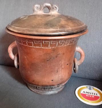 Hele grote Aziatische pot+deksel/ urn Yixing klei zeldzaam beschikbaar voor biedingen