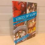 Nr. 567 Koken op Kamp Het ultieme Kampkookboek, Ophalen of Verzenden, Zo goed als nieuw, Tim Ghysels, Toon Martens, Hoofdgerechten