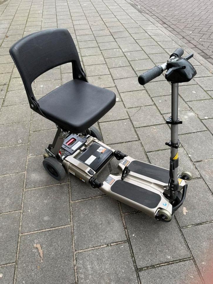 Mango luggie opvouwbare reis scootmobiel in nieuwstaat, Diversen, Rolstoelen, Zo goed als nieuw, Elektrische rolstoel, Inklapbaar
