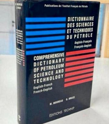 Het woordenboek petroleumwetenschap en technologieboek EN-FR beschikbaar voor biedingen