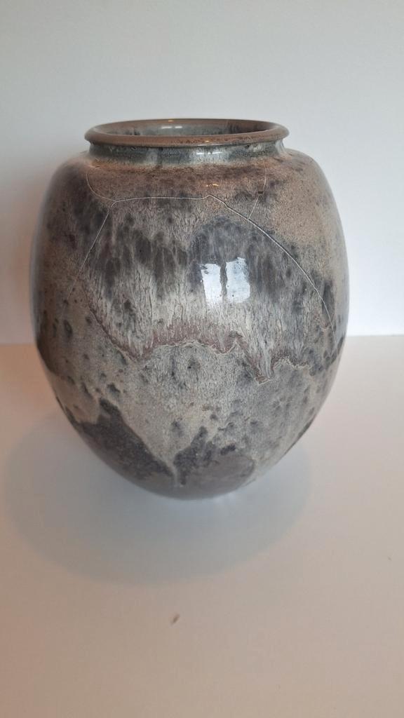 Mobach vaas 28 cm, Antiek en Kunst, Antiek | Keramiek en Aardewerk, Ophalen of Verzenden