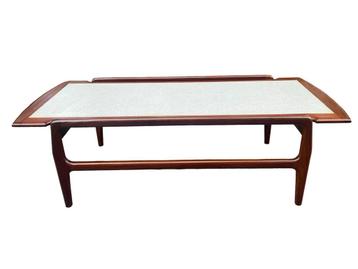 Prachtige vintage meubels bij GijpsVintage  beschikbaar voor biedingen