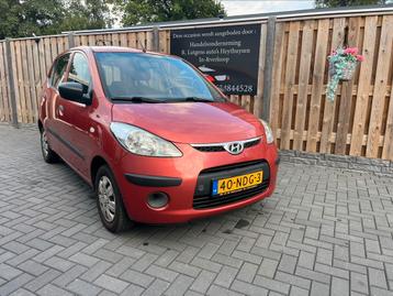 Hyundai i10 1.1 I 5DR 2010 Rood beschikbaar voor biedingen