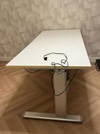 Elektrische verstelbaar bureau 180x80 zgan, Ophalen, Elektrisch, Zo goed als nieuw, Bureau