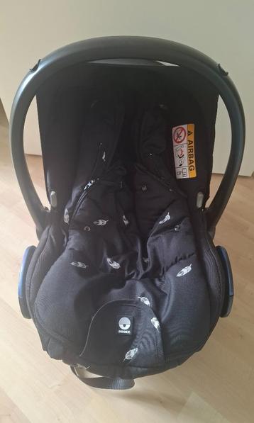 Maxi-Cosi Citi Black Raven met slaapzak Dooky  beschikbaar voor biedingen