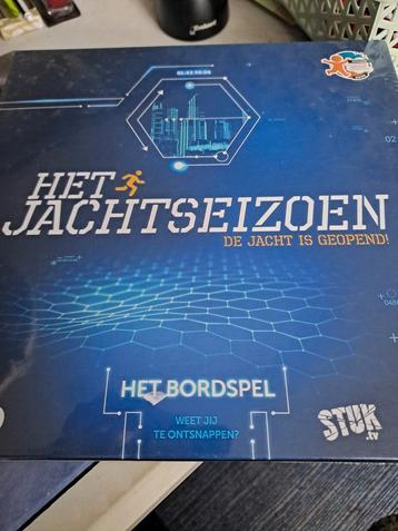 Het Jachtseizoen en escaperoom mission mayday beschikbaar voor biedingen