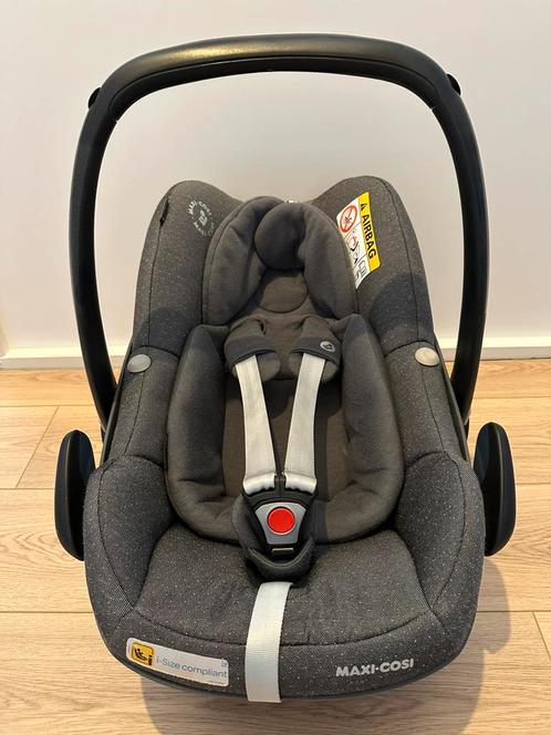 Autostoeltje Maxi cosi Pebble Pro i-Size kleur sparkle grey, Kinderen en Baby's, Autostoeltjes, Zo goed als nieuw, Maxi-Cosi, 0 t/m 13 kg