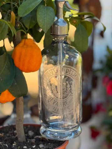 Spuitwaterflessen, Spuitflessen, Spuitfles, Franse Siphon beschikbaar voor biedingen