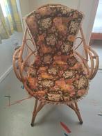 Vintage Rotan Stoel met Bloemenkussen, Ophalen