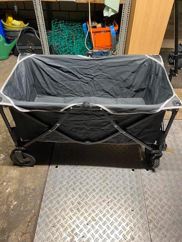Bolderkar strandkar tuinkar slechts enkele keren gebruikt beschikbaar voor biedingen