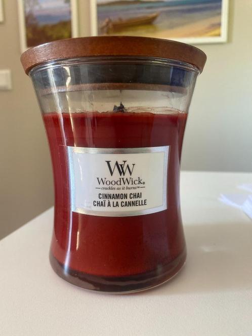 WoodWick Kaars – Cinnamon Chai, 275g - Nieuw, Huis en Inrichting, Woonaccessoires | Kandelaars en Kaarsen, Nieuw, Kaars, Minder dan 25 cm