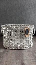 Riverdale mand, Ophalen of Verzenden, Zo goed als nieuw, Rond, Riet