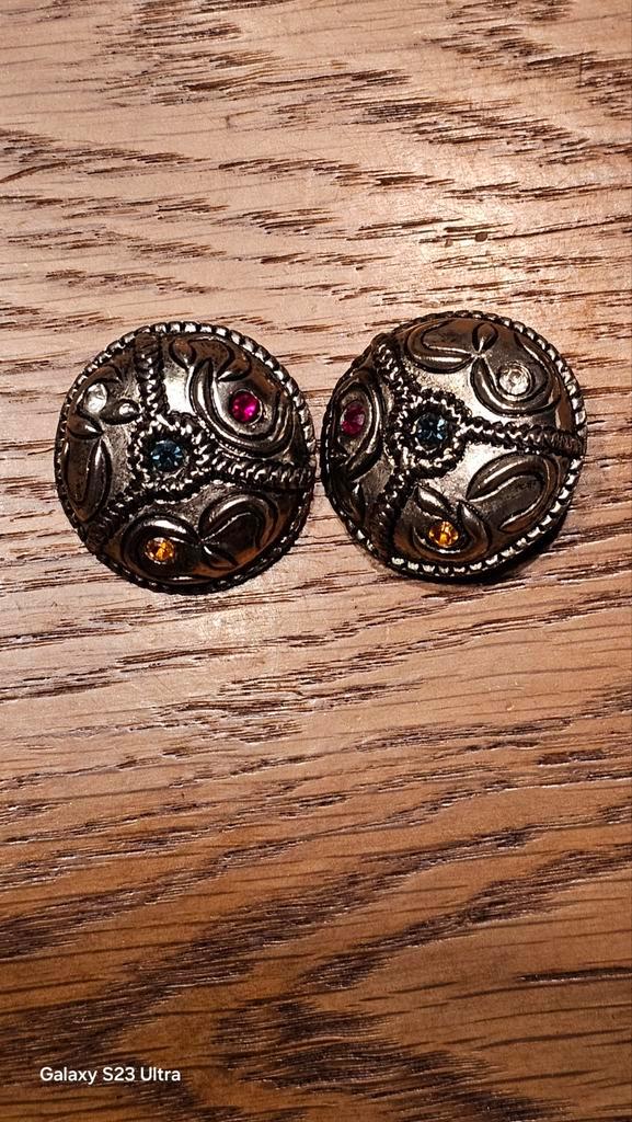 Unieke Vintage Zilverkleurige Clip-on Oorbellen, Sieraden, Tassen en Uiterlijk, Broches, Ophalen of Verzenden