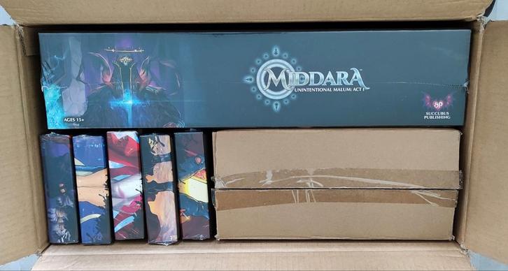 Kickstarter - Middara: Unintentional Malum – Act 1 + Extra's, Hobby en Vrije tijd, Gezelschapsspellen | Bordspellen, Nieuw, Een of twee spelers