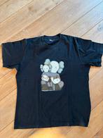 Zwart KAWS T-shirt - Gedragen, Maat xl, Kleding | Heren, T-shirts, Ophalen of Verzenden, Gedragen, Maat 48/50 (M), Zwart