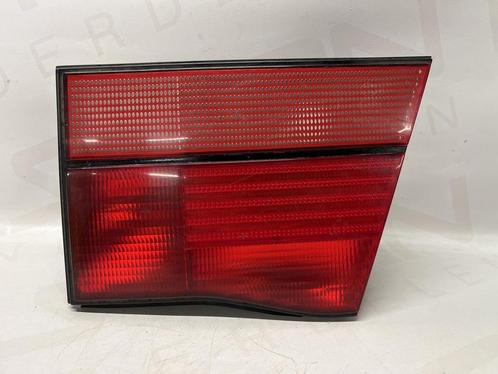Achterlicht rechtsbinnen BMW 8 serie E31 63211383048, Auto-onderdelen, Verlichting, BMW, Gebruikt, Ophalen of Verzenden