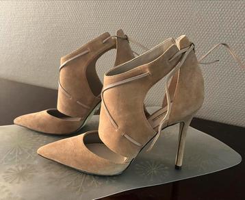 Nieuw Guess 41 Beige hoge hakken Sandalen High heels Becan beschikbaar voor biedingen