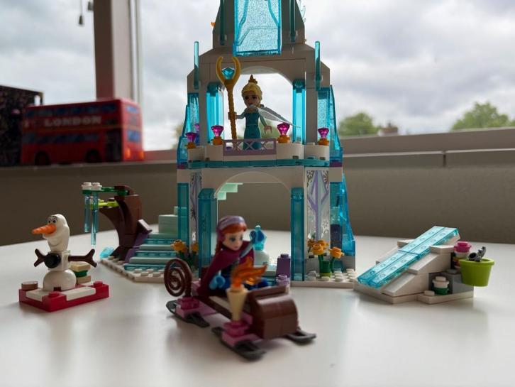 Lego 41062 - Elsa's Fonkelende IJskasteel, Kinderen en Baby's, Speelgoed | Duplo en Lego, Zo goed als nieuw, Lego, Complete set