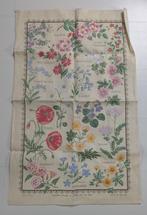 Vintage linnen Wildflowers doek uit Ierland Country Flowers, Huis en Inrichting, Ophalen of Verzenden, Zo goed als nieuw, Overige kleuren