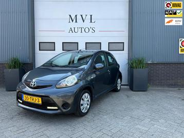 Toyota Aygo 1.0 VVT-i Aspiration / automaat / airco / nap beschikbaar voor biedingen