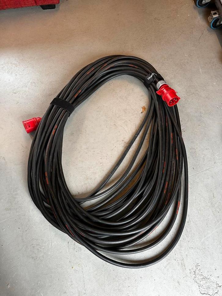 Krachtstroom verlengkabel 32A - 50 meter - Nieuw, Doe-het-zelf en Verbouw, Elektra en Kabels, Gebruikt, Kabel of Snoer, Ophalen