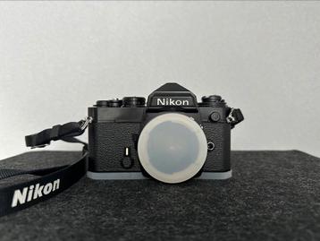 Nikon FE analog beschikbaar voor biedingen