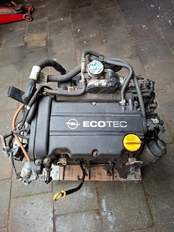 Z12XEP motor uit een opel corsa d. beschikbaar voor biedingen