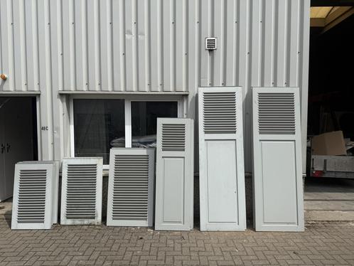 48 meranti raamluiken ( per 2 stuks), Doe-het-zelf en Verbouw, Deuren en Horren, Zo goed als nieuw, Overige typen, Hout