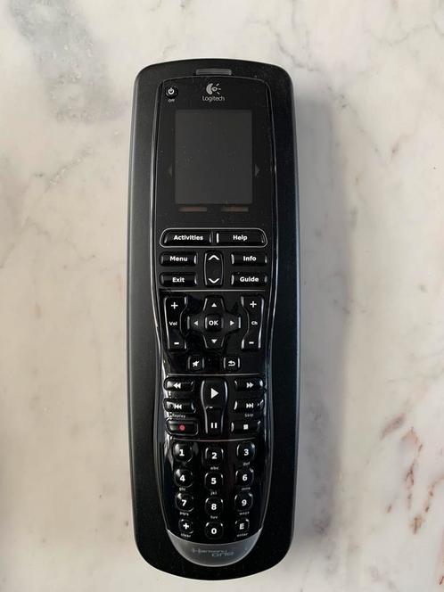 Logitech Harmony One+ (scherm deels defect), Audio, Tv en Foto, Afstandsbedieningen, Gebruikt, Tv, Ophalen of Verzenden