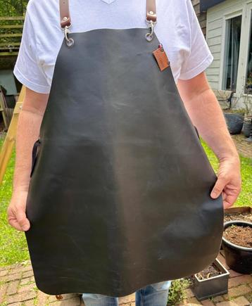lederen keukenshort, leder, barbecue short beschikbaar voor biedingen
