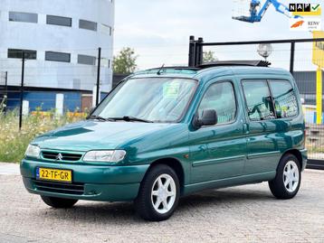 Citroen Berlingo 1.4i Multispace/panoramadak/ nieuwe radioto beschikbaar voor biedingen