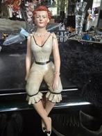 Zittende dame, Ophalen of Verzenden, Nieuw
