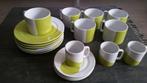 Groen-wit koffieservies benneton - kop en schotel, Huis en Inrichting, Keuken | Servies, Keramiek, Ophalen of Verzenden, Zo goed als nieuw