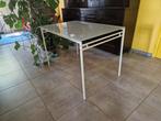 Tafel met melk glazen tafelblad, Huis en Inrichting, Ophalen, Gebruikt, 100 tot 150 cm, 50 tot 100 cm