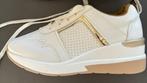 Witte sneackers maat 37 nog nieuw!, Wit, Nieuw, Ophalen of Verzenden, Sneakers of Gympen