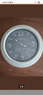 Riverdale Wandklok - 51 cm doorsnede, Huis en Inrichting, Ophalen, Zo goed als nieuw, Analoog, Wandklok